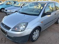 Gebraucht Ford Fiesta Ambiente 80 PS (58 kW) 2006 Silber Limousine