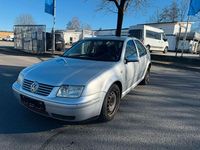 Gebraucht VW Bora Basis 101 PS (74 kW) 2004 Silber Limousine