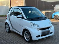 Gebraucht Smart ForTwo Cabrio 54 PS (39 kW) 2011 Weiß Cabrio