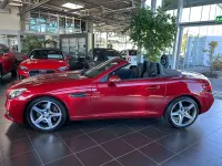 Gebraucht Mercedes SLC300 AMG line 245 PS (180 kW) 2016 Rot (metallic) Cabrio