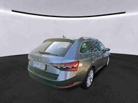 Gebraucht Skoda Superb Style 150 PS (110 kW) 2022 Graphitegrau metallic Kombi
