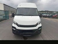 Gebraucht Iveco Daily 118 PS (86 kW) 2017 Weiß Limousine
