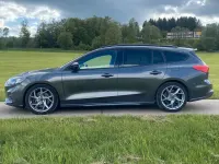 Gebraucht Ford Focus ST 190 PS (139 kW) 2020 Grau Limousine
