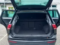 Gebraucht VW Tiguan Comfortline 150 PS (110 kW) 2018 Deep black perleffekt SUV