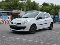 Gebraucht Renault Clio II 75 PS (55 kW) 2009 Weiß Limousine