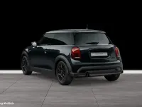 Gebraucht Mini Cooper Hatch 136 PS (100 kW) 2023 Mini yours enigmatic black Kleinwagen