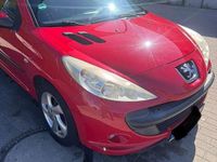 Gebraucht Peugeot 206+ 75 PS (55 kW) 2009 Rot Kleinwagen