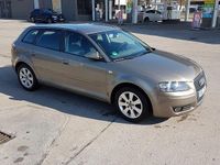 Gebraucht Audi A3 102 PS (75 kW) 2005 Gelb Kleinwagen