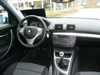 Gebraucht BMW 120 Advantage 163 PS (119 kW) 2004 Silber metallic Kleinwagen