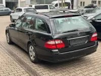 Gebraucht Mercedes E200 163 PS (119 kW) 2004 Schwarz Limousine