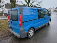 Gebraucht Renault Trafic 115 PS (84 kW) 2011 Blau Van / Kleinbus