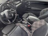 Gebraucht Mini Cooper 136 PS (100 kW) 2019 Grau Kleinwagen