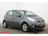 Gebraucht Kia Venga 126 PS (92 kW) 2010 Grau Kleinwagen