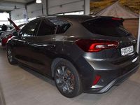 Neu Ford Focus ST-Line 125 PS (91 kW) 2026 Rot Limousine