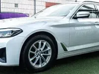 Gebraucht BMW 520 Performance 190 PS (139 kW) 2021 Weiß Kombi
