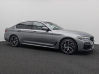 Gebraucht BMW 545e M Sport 394 PS (289 kW) 2022 Grau Limousine