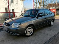 Second-hand Hyundai Accent 85 CP (62 kW) 2004 Gri Break