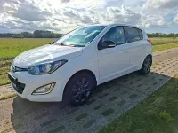 Gebraucht Hyundai i20 86 PS (63 kW) 2014 Weiß Kleinwagen