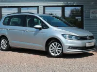 Gebraucht VW Touran Comfortline 116 PS (85 kW) 2018 Silber Van / Kleinbus