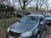 Gebraucht VW Golf V 2004 Grau Kleinwagen