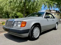 Gebraucht Mercedes 230 179 PS (131 kW) 1988 Grau Coupé