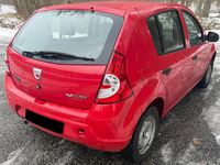 Gebraucht Dacia Sandero 75 PS (55 kW) 2009 Rot Kleinwagen