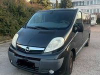 Gebraucht Opel Vivaro 145 PS (106 kW) 2011 Grau Van / Kleinbus