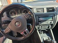 Gebraucht VW Jetta Comfortline 105 PS (77 kW) 2011 Grau Limousine