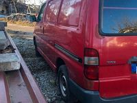Gebraucht Toyota HiAce 88 PS (64 kW) 2005 Rot Van / Kleinbus