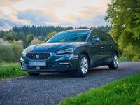 Używany Seat Leon Style 150 KM (110 kW) 2022 Szary Sedan/Limuzyna