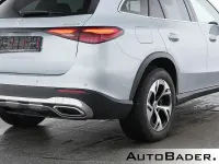 Gebraucht Mercedes GLC300 Avantgarde 204 PS (150 kW) 2024 Silber SUV