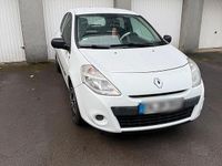 Gebraucht Renault Clio III 75 PS (55 kW) 2012 Weiß Kleinwagen