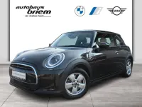 Używany Mini Cooper Hatch 136 KM (100 kW) 2024 Czarny Hatchback