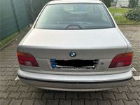 gebraucht BMW 520 i A -