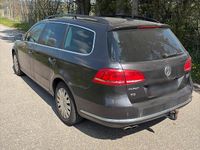 Usata VW Passat 140 CV (102 kW) 2011 Marrone Station wagon