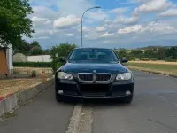 Gebraucht BMW 318 Basis 129 PS (94 kW) 2007 Schwarz Limousine