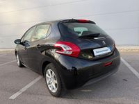 Gebraucht Peugeot 208 Active 82 PS (60 kW) 2014 Schwarz Kleinwagen