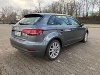 Gebraucht Audi A3 Sport 150 PS (110 kW) 2020 Grau Limousine
