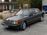 Gebraucht Mercedes 190 118 PS (86 kW) 1989 Grau Limousine