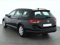 Gebraucht VW Passat 150 PS (110 kW) 2022 Schwarz Kombi