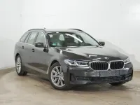 Gebraucht BMW 530e Sport Line 292 PS (214 kW) 2024 Sophistograu brillanteffekt Kombi