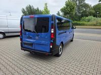 Gebraucht Opel Vivaro 129 PS (94 kW) 2017 Blau Van / Kleinbus