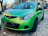Gebraucht Mazda 2 75 PS (55 kW) 2009 Grün Kleinwagen