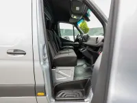 Gebraucht Mercedes Sprinter 170 PS (125 kW) 2025 Silber / hightechsilber (metallic) Van
