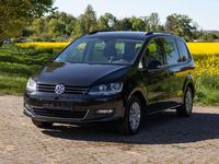 Second-hand VW Sharan 150 CP (110 kW) 2015 Negru Monovolum