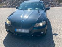 Gebraucht BMW 320 177 PS (130 kW) 2009 Schwarz Limousine