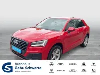 Gebraucht Audi Q2 Sport 116 PS (85 kW) 2017 Rot SUV