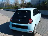 Second-hand Renault Twingo 69 CP (50 kW) 2016 Albastru Hatchback