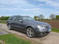 Gebraucht Mercedes E500 306 PS (225 kW) 2005 Grau Kombi