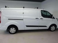 Gebraucht Ford Transit Custom 131 PS (96 kW) 2019 Frostweiß Van / Kleinbus